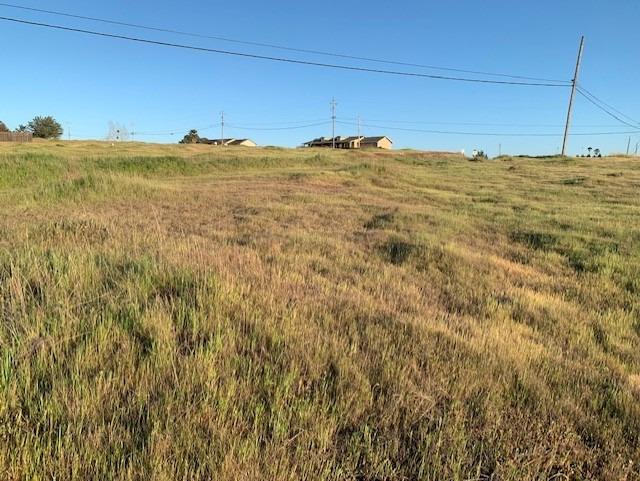 Photo of 2940 Village Dr in Ione, CA