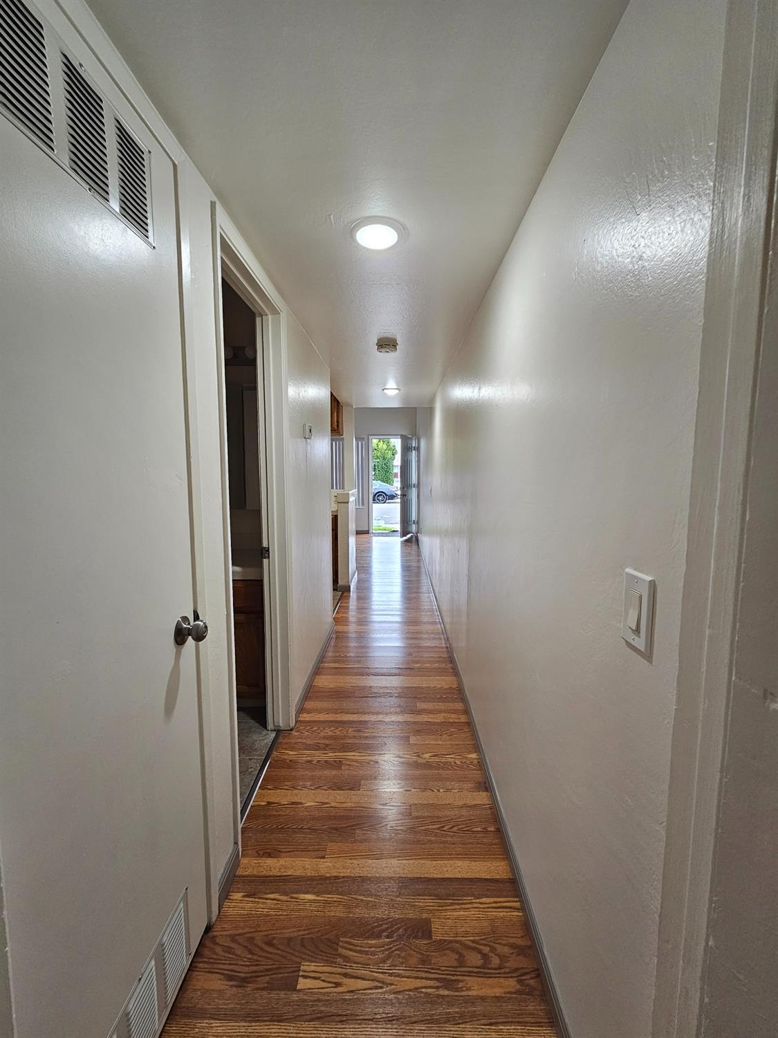 Illinois Avenue #10, Los Banos, California image 11