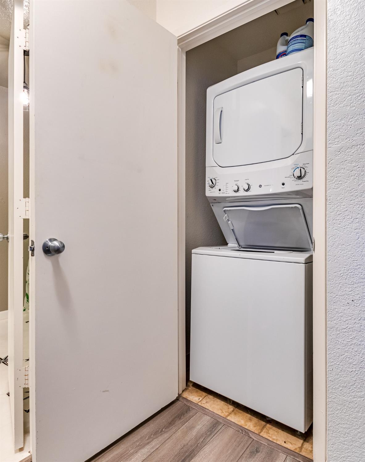 Detail Gallery Image 27 of 31 For 2401 Eilers Ln #406,  Lodi,  CA 95242 - 1 Beds | 1 Baths