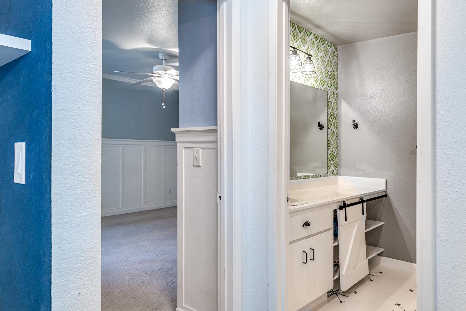 Detail Gallery Image 18 of 31 For 2401 Eilers Ln #406,  Lodi,  CA 95242 - 1 Beds | 1 Baths
