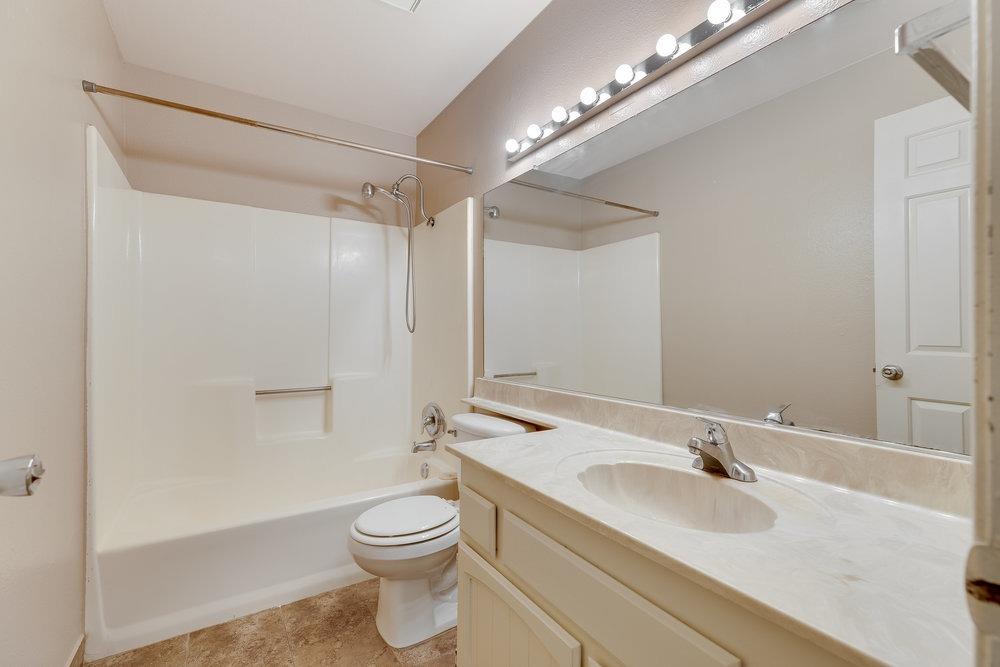 Detail Gallery Image 14 of 34 For 3400 Sullivan Ct #122,  Modesto,  CA 95356 - 2 Beds | 2 Baths