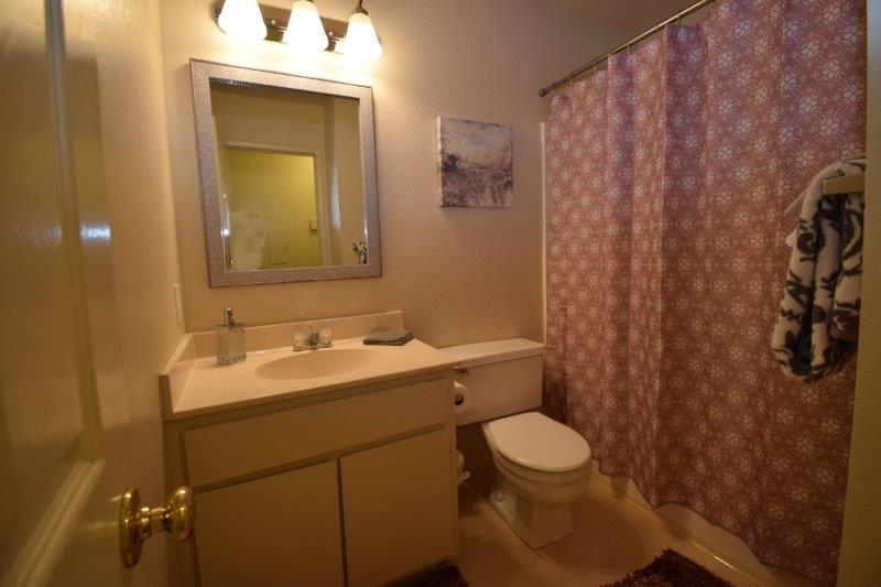 Country Villa Court #20, Auburn, California image 14