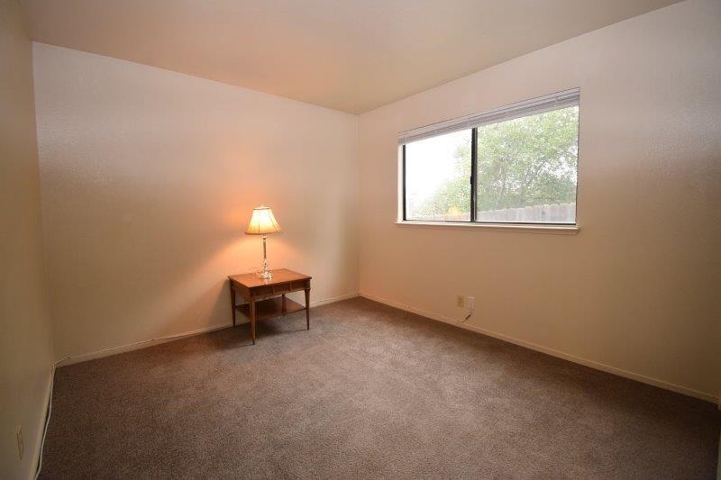 Country Villa Court #20, Auburn, California image 18