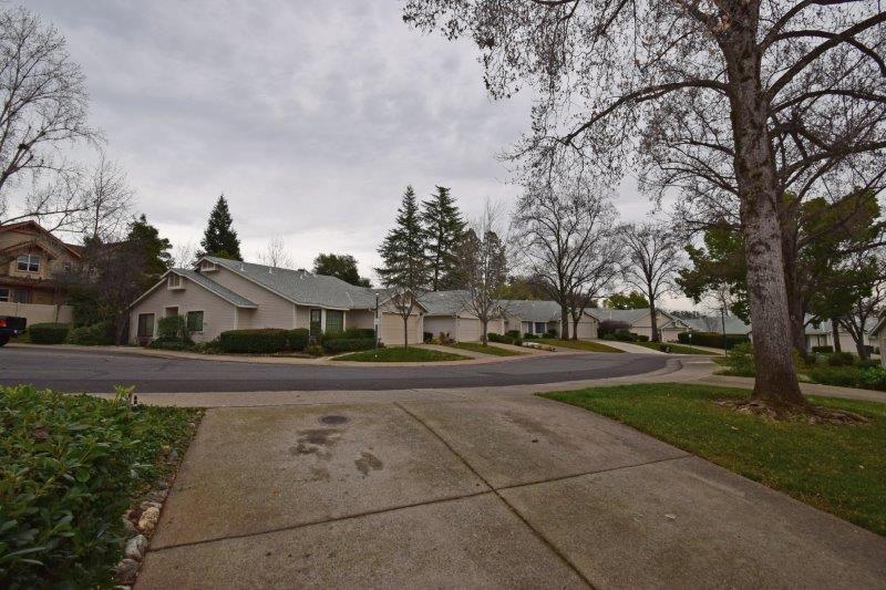 Country Villa Court #20, Auburn, California image 36