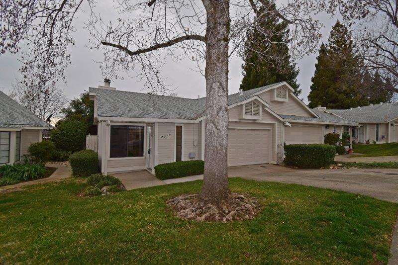 Country Villa Court #20, Auburn, California image 2