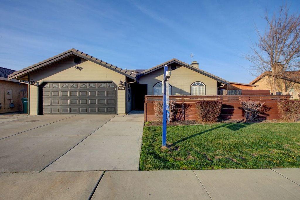 Detail Gallery Image 1 of 1 For 20156 Amethyst Dr, Hilmar,  CA 95324 - 3 Beds | 2 Baths