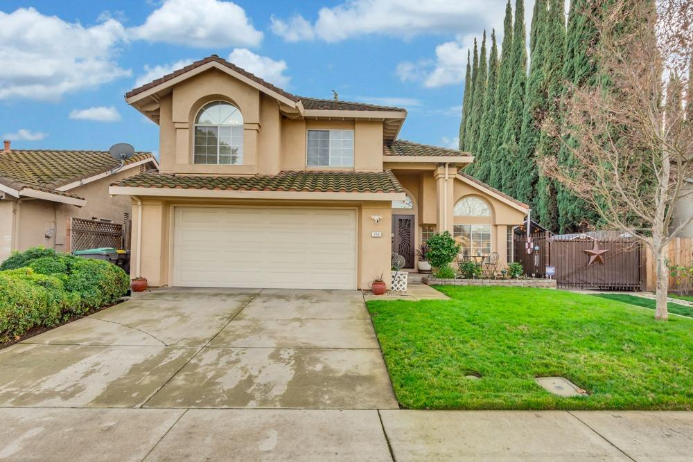 Detail Gallery Image 1 of 1 For 710 Villanueva Ct, Stockton,  CA 95206 - 3 Beds | 2/1 Baths