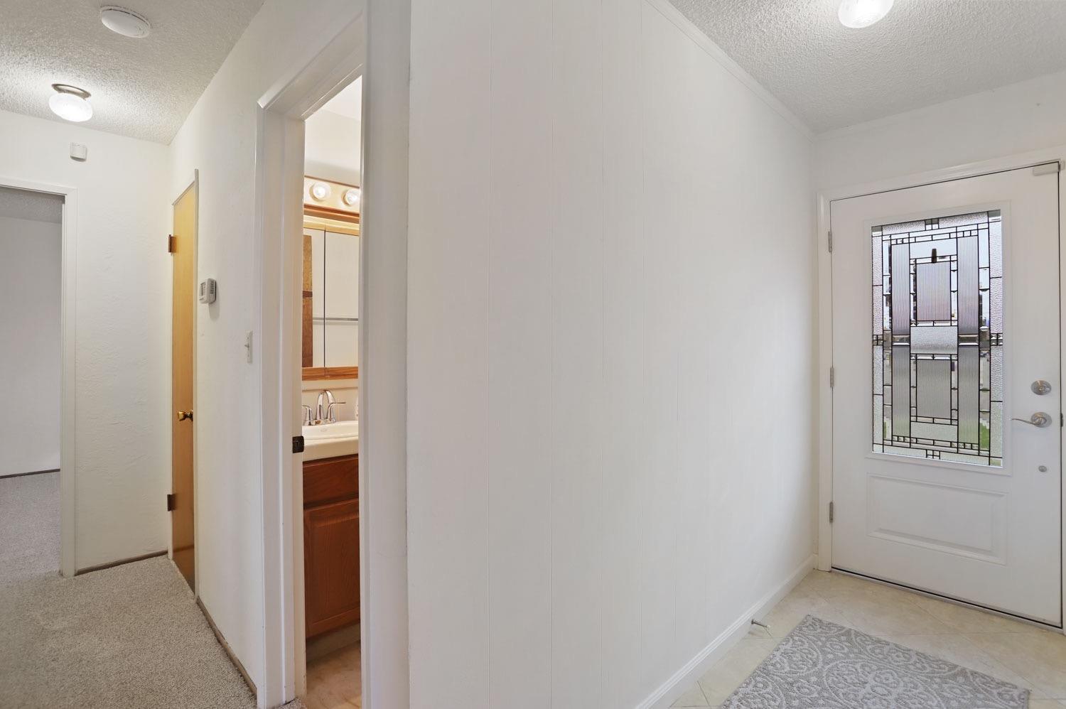 Detail Gallery Image 19 of 36 For 1731 W Walnut St, Lodi,  CA 95242 - 3 Beds | 1/1 Baths