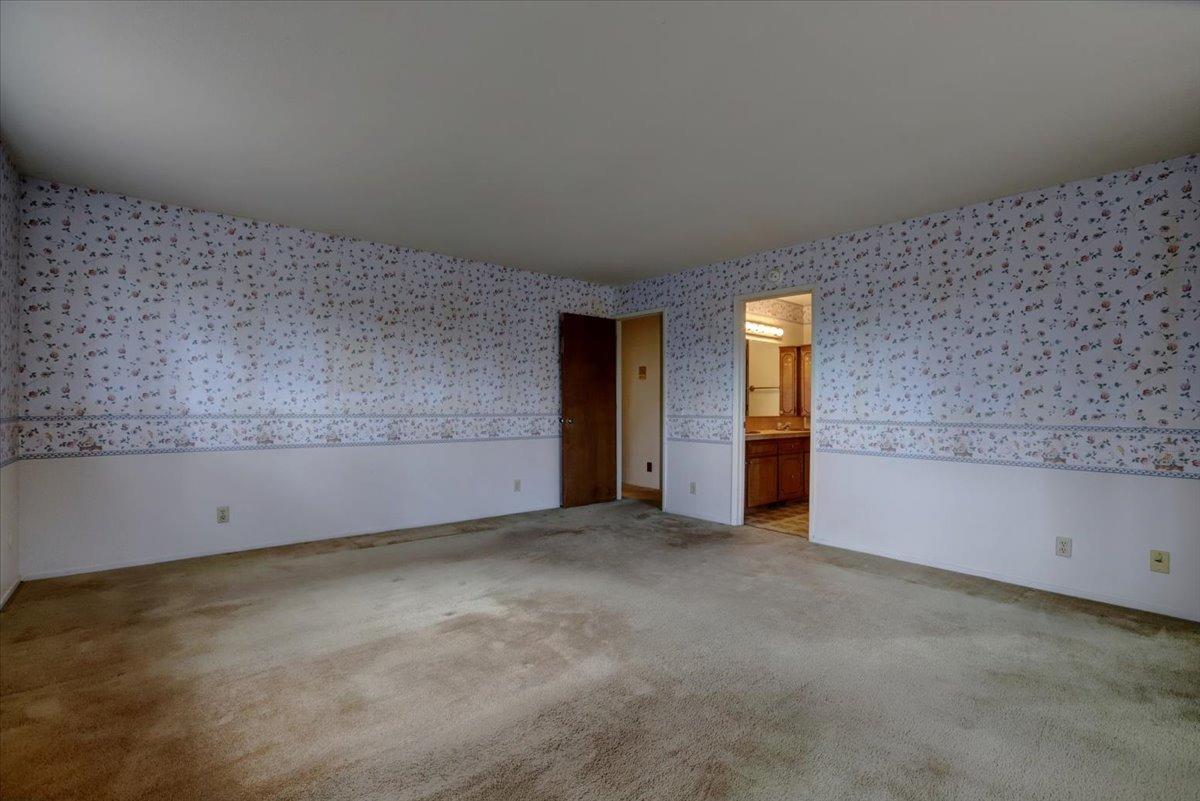 Hackett Court, Grass Valley, California image 31