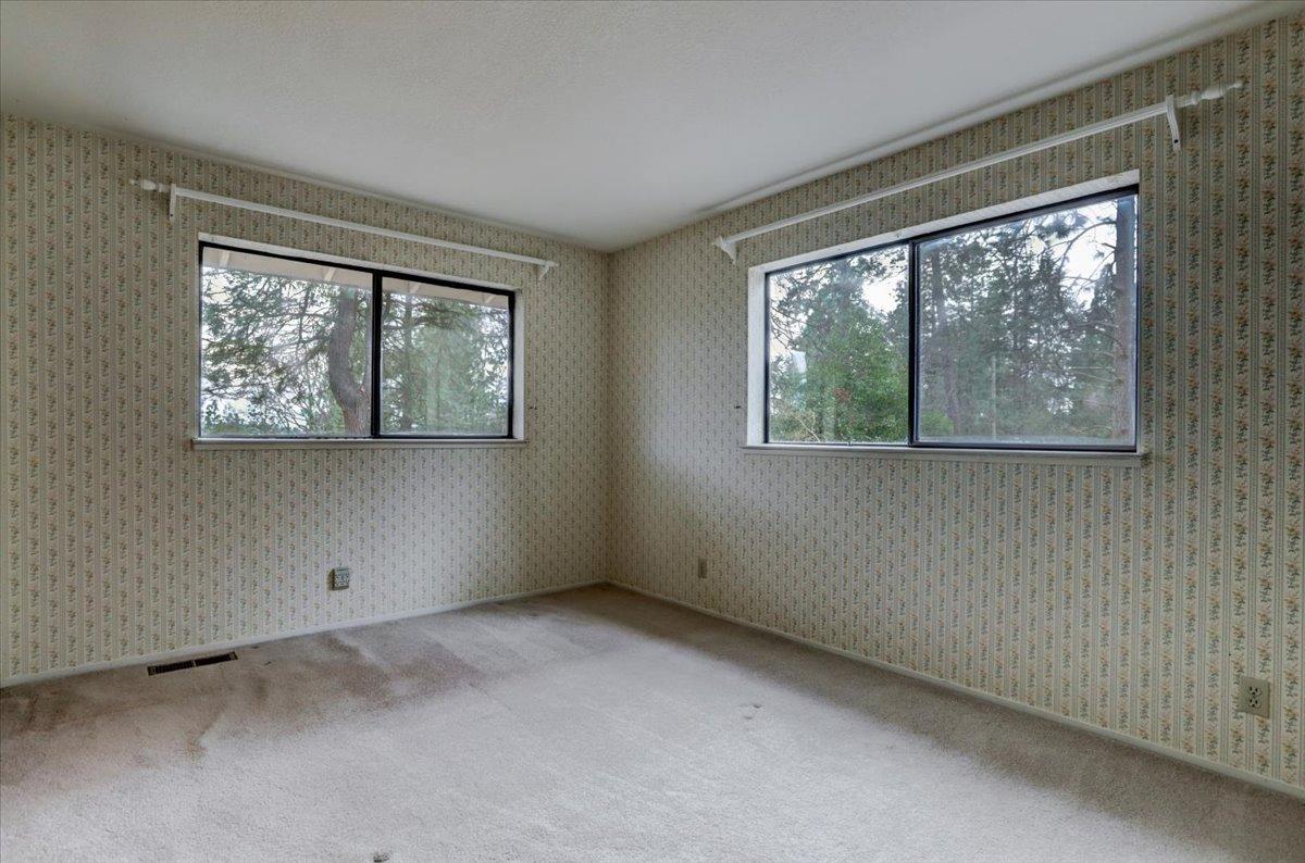 Hackett Court, Grass Valley, California image 37