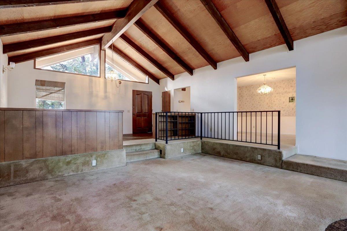 Hackett Court, Grass Valley, California image 9