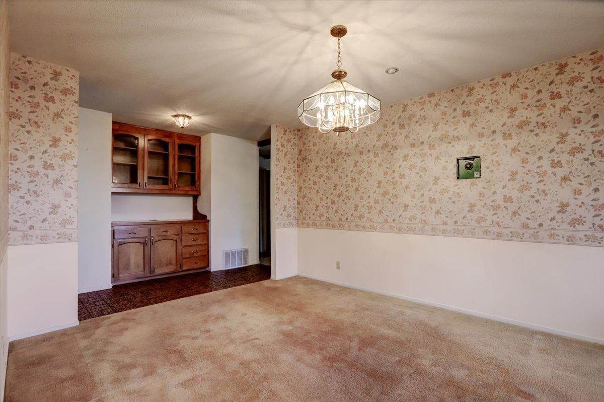 Hackett Court, Grass Valley, California image 12