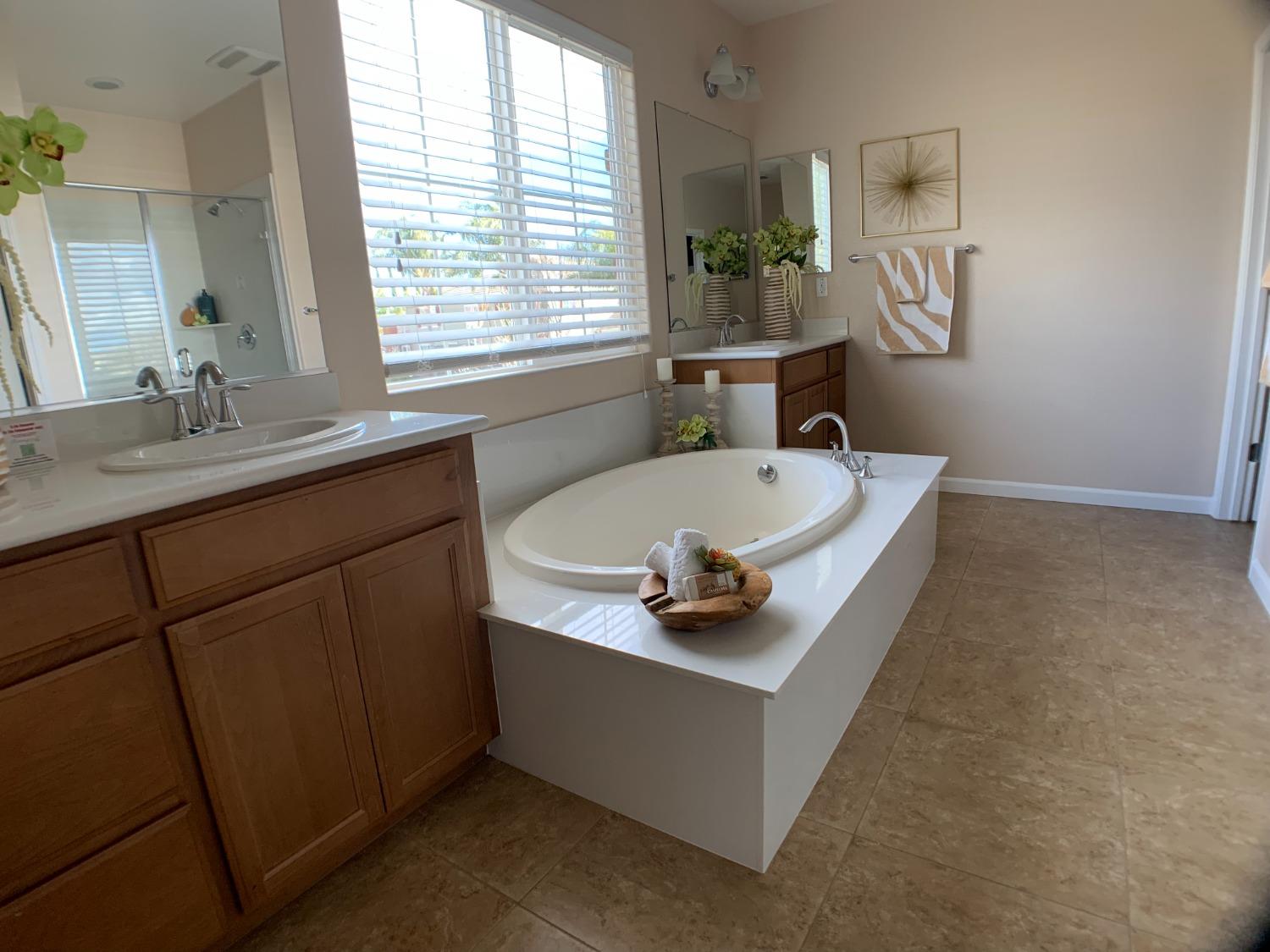 Detail Gallery Image 72 of 86 For 2046 Alhambra Ct, Tracy,  CA 95376 - 4 Beds | 3/1 Baths