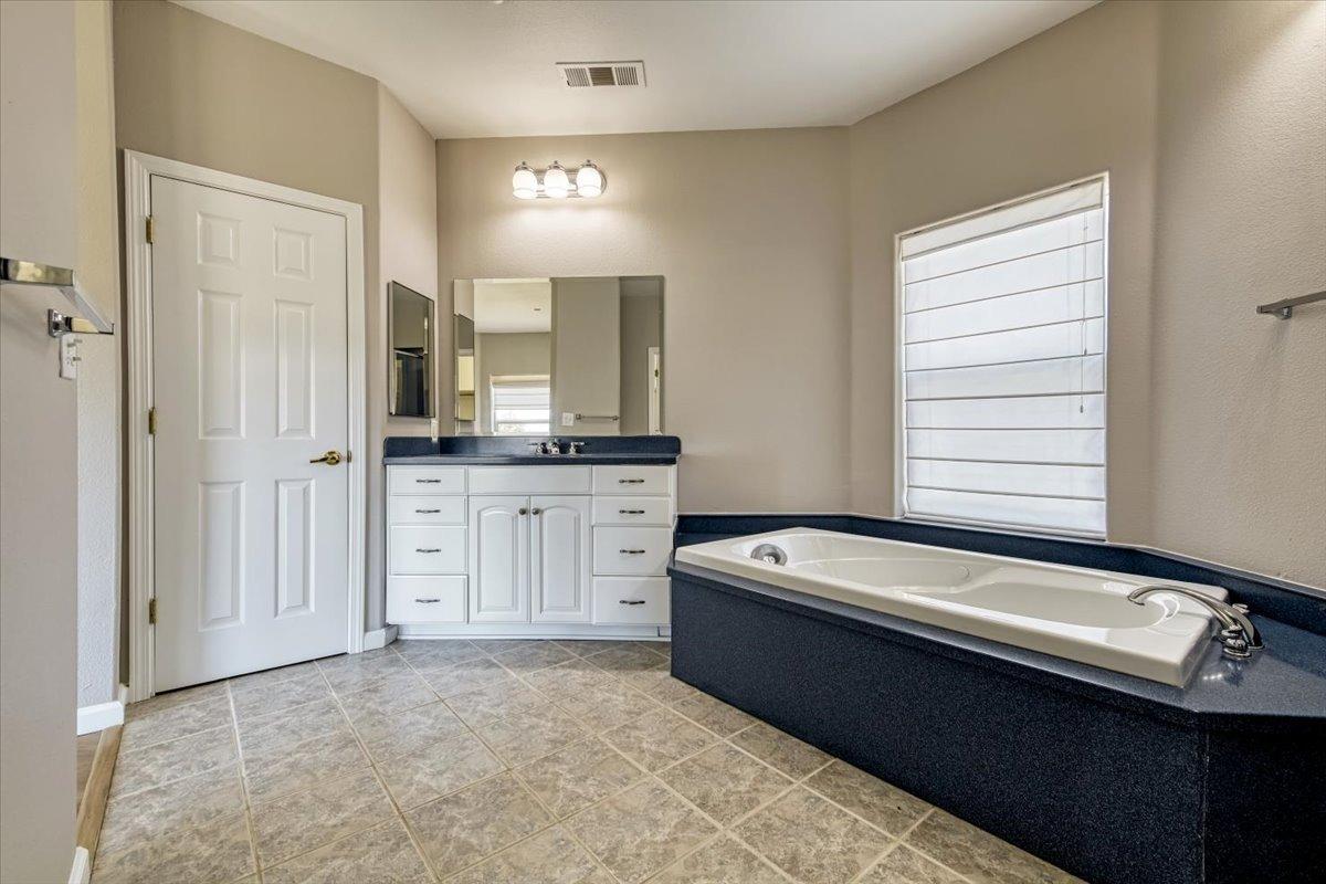 Detail Gallery Image 22 of 72 For 39074 Alameda Ave, Clarksburg,  CA 95612 - 3 Beds | 2/1 Baths