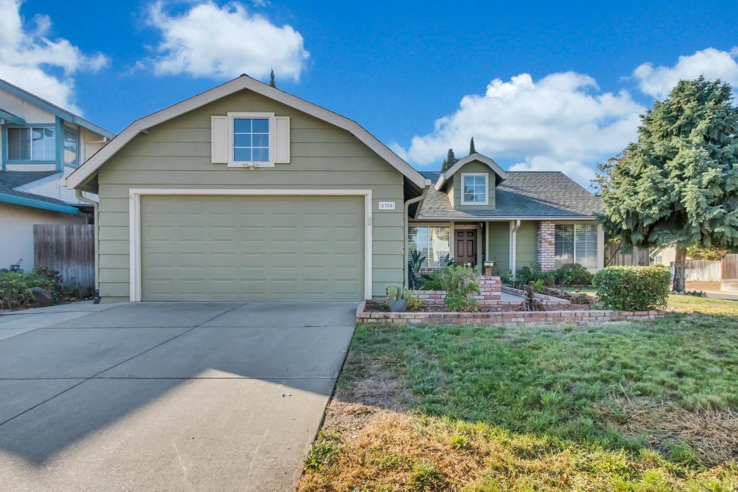 Detail Gallery Image 1 of 1 For 8300 Boron Way, Sacramento,  CA 95828 - 3 Beds | 2 Baths