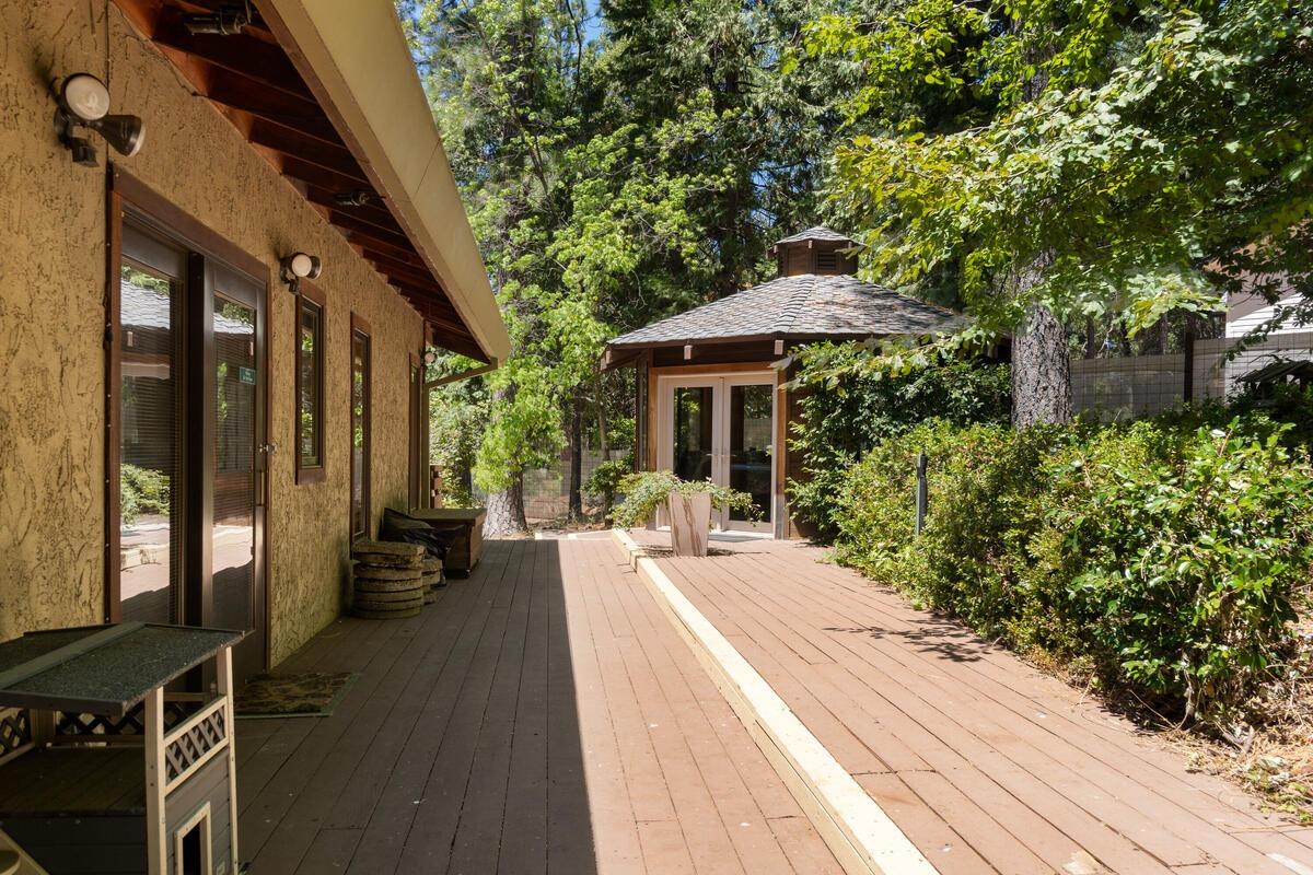 Detail Gallery Image 34 of 50 For 2360 Union Ridge Road, Placerville,  CA 95667 - 4 Beds | 4 Baths