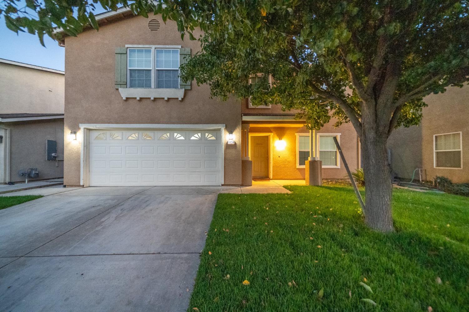 Detail Gallery Image 1 of 1 For 1134 Crescent Dr, Merced,  CA 95348 - 4 Beds | 2/1 Baths