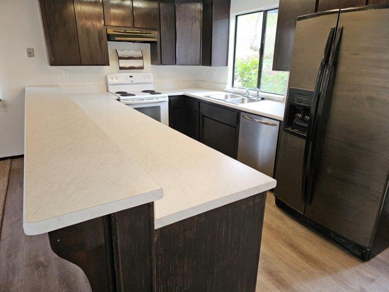 Lakeshore South, Auburn, California image 31