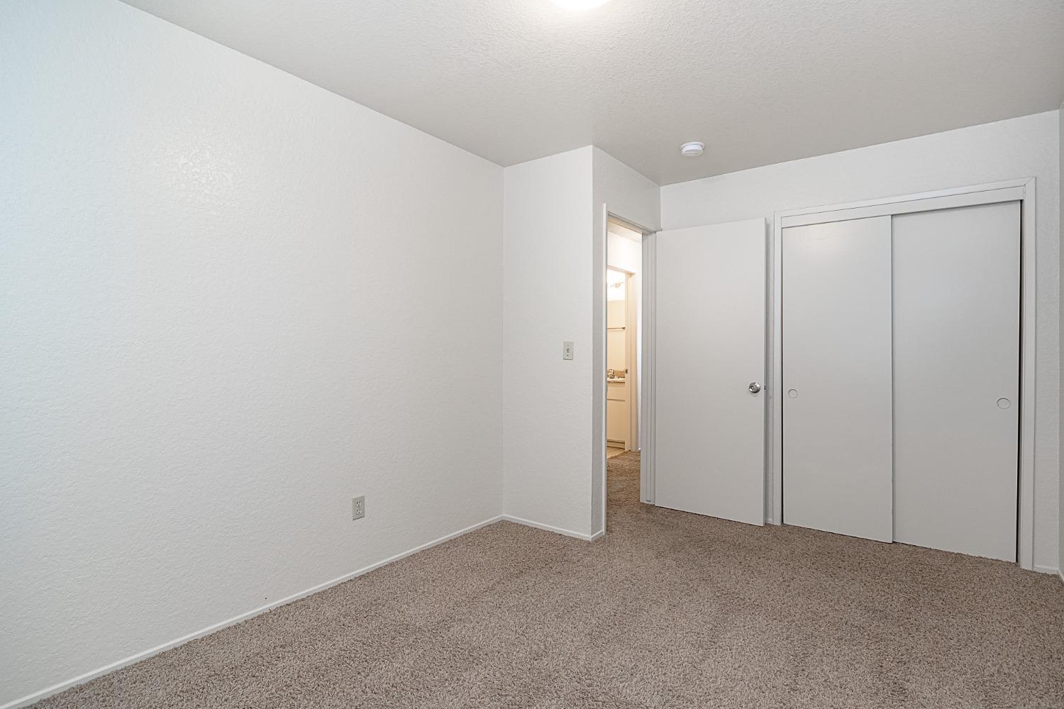 Detail Gallery Image 15 of 18 For 479 Cherry Ln a,  Manteca,  CA 95337 - 2 Beds | 1 Baths