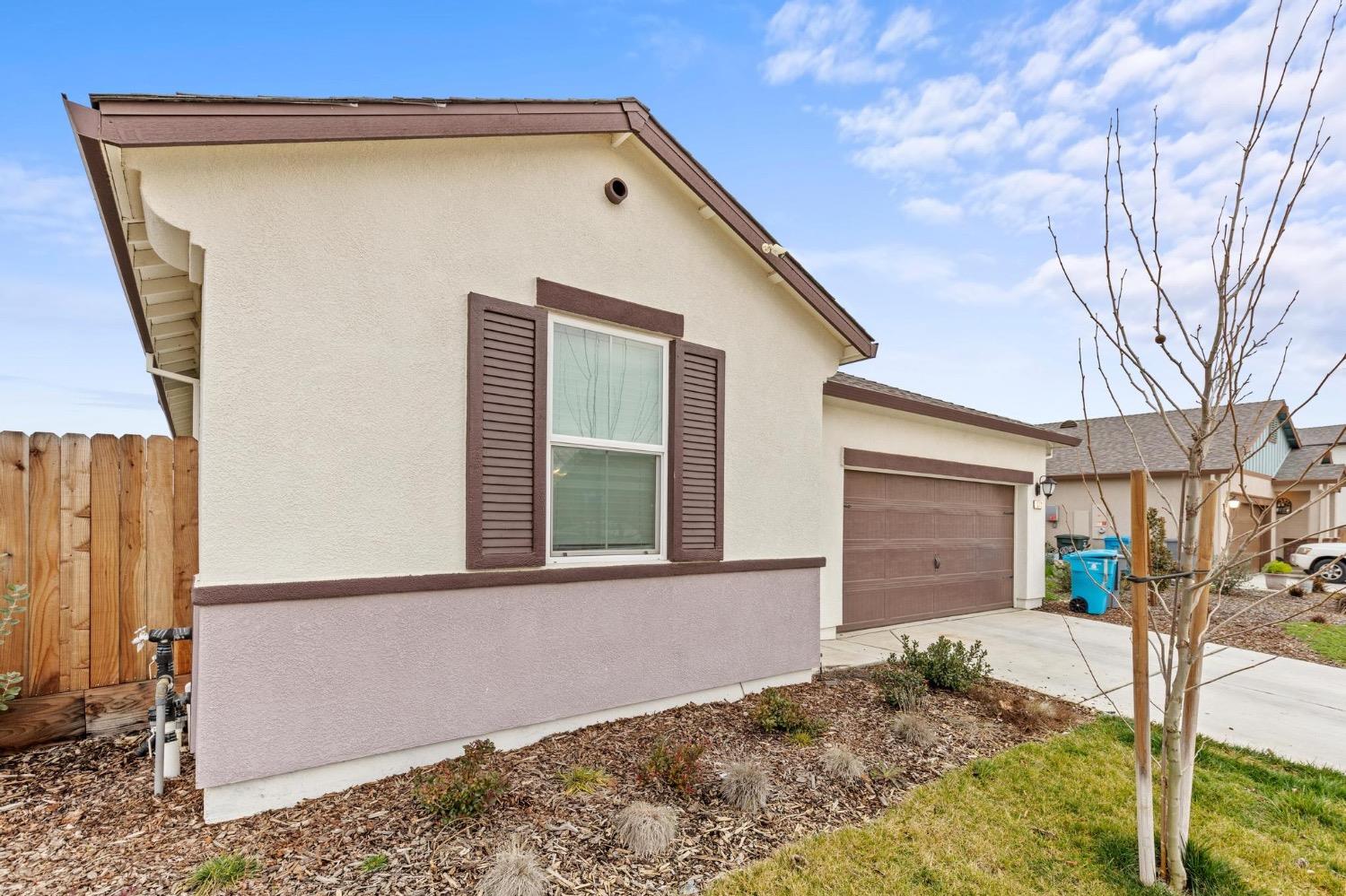 Detail Gallery Image 4 of 33 For 5721 Seedling Way, Linda,  CA 95901 - 3 Beds | 2 Baths