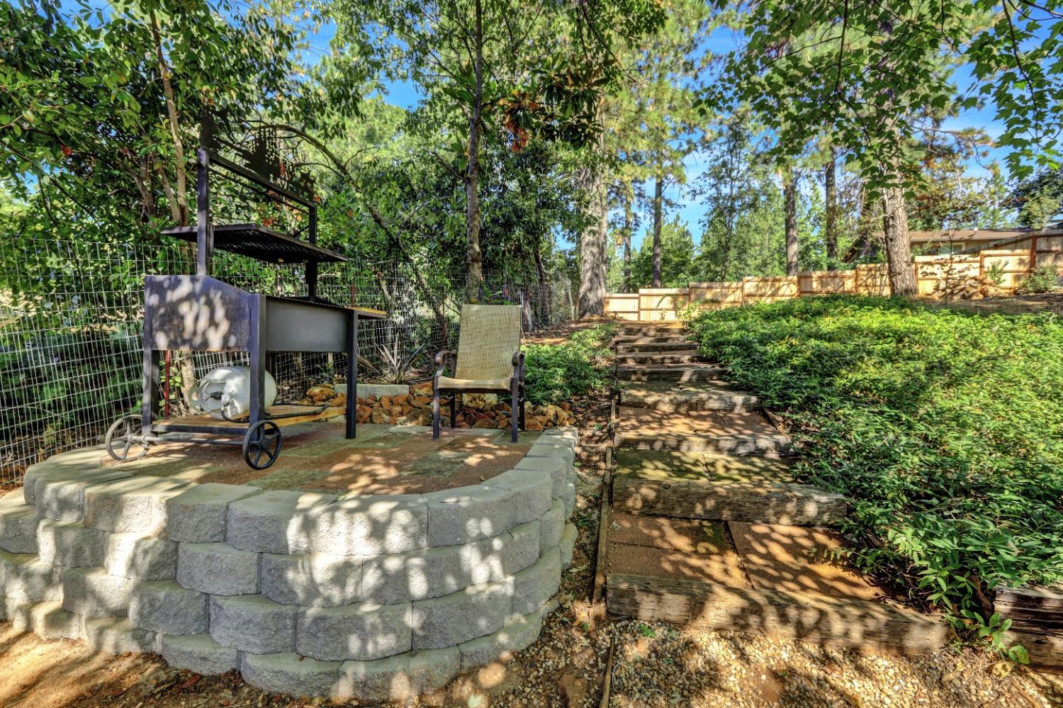 Alta Sierra Drive, Grass Valley, California image 46