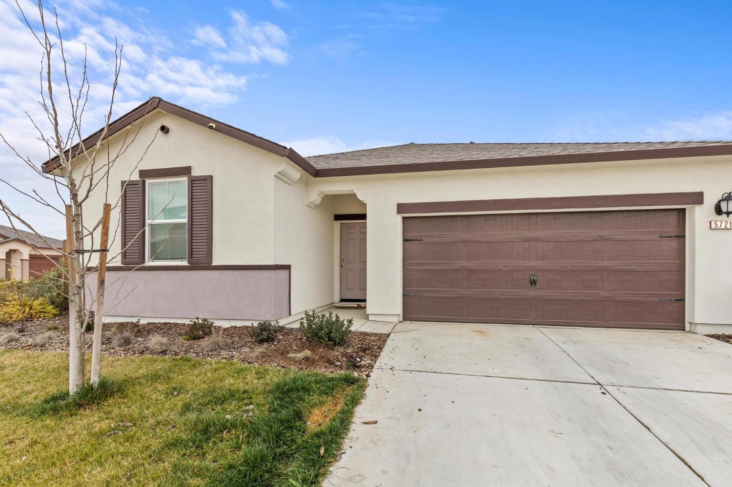 Detail Gallery Image 5 of 33 For 5721 Seedling Way, Linda,  CA 95901 - 3 Beds | 2 Baths