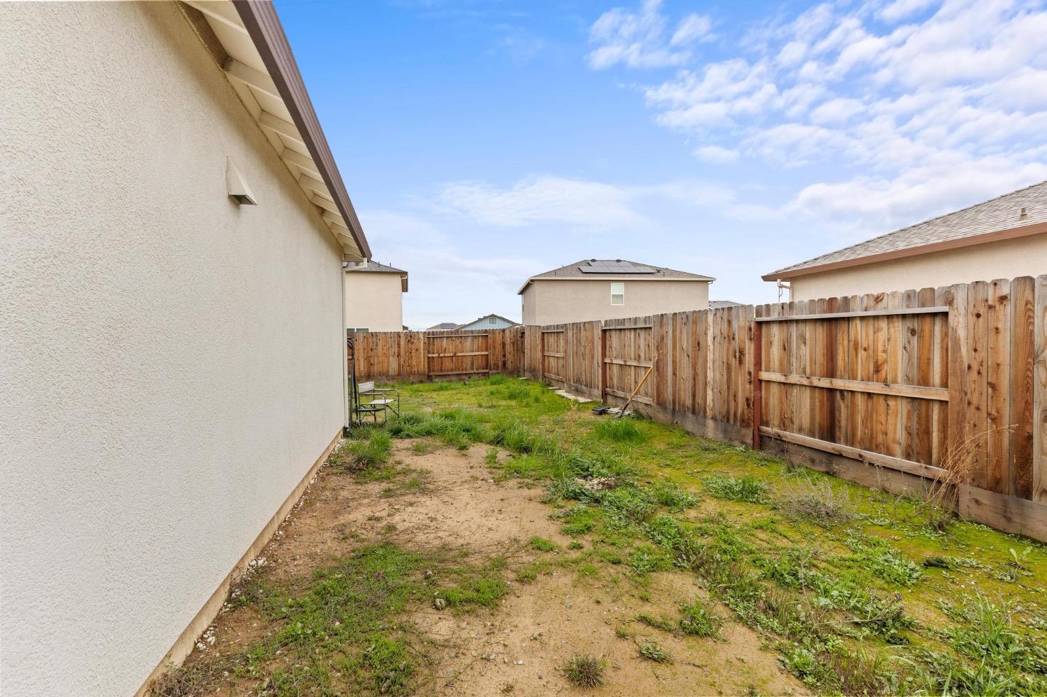 Detail Gallery Image 32 of 33 For 5721 Seedling Way, Linda,  CA 95901 - 3 Beds | 2 Baths