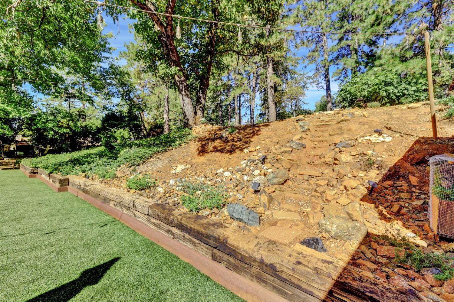 Alta Sierra Drive, Grass Valley, California image 40