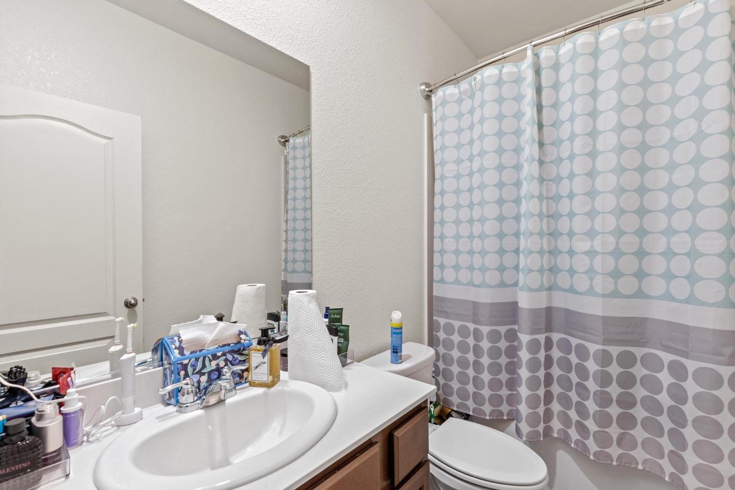 Detail Gallery Image 12 of 33 For 5721 Seedling Way, Linda,  CA 95901 - 3 Beds | 2 Baths