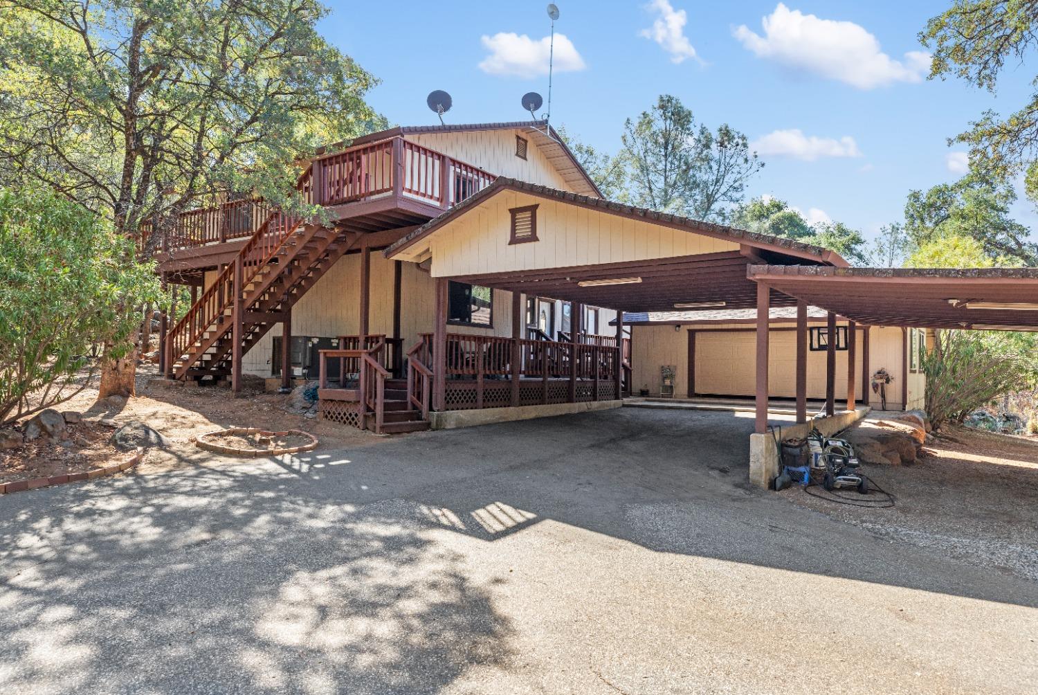 Forrest Road, Grass Valley, California image 2