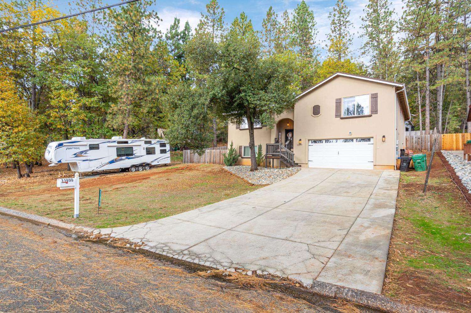 Lower Circle Drive, Grass Valley, California image 1