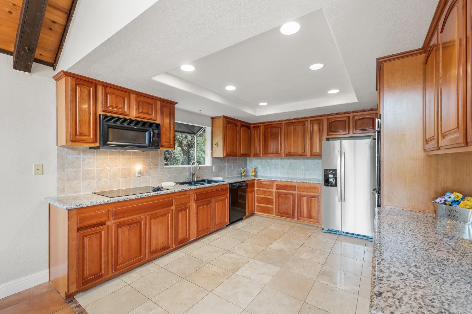 Oro Valley Road, Auburn, California image 9