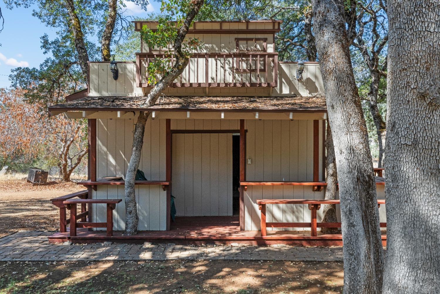 Forrest Road, Grass Valley, California image 33