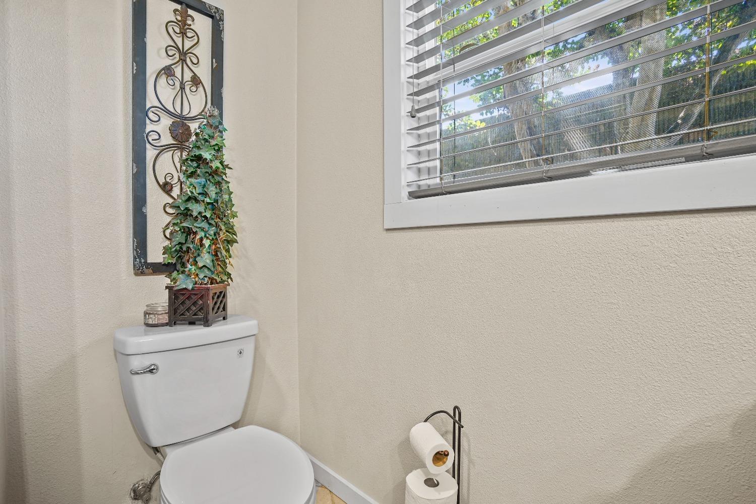 Detail Gallery Image 30 of 46 For 1136 Wildflower Dr, Modesto,  CA 95355 - 4 Beds | 2 Baths