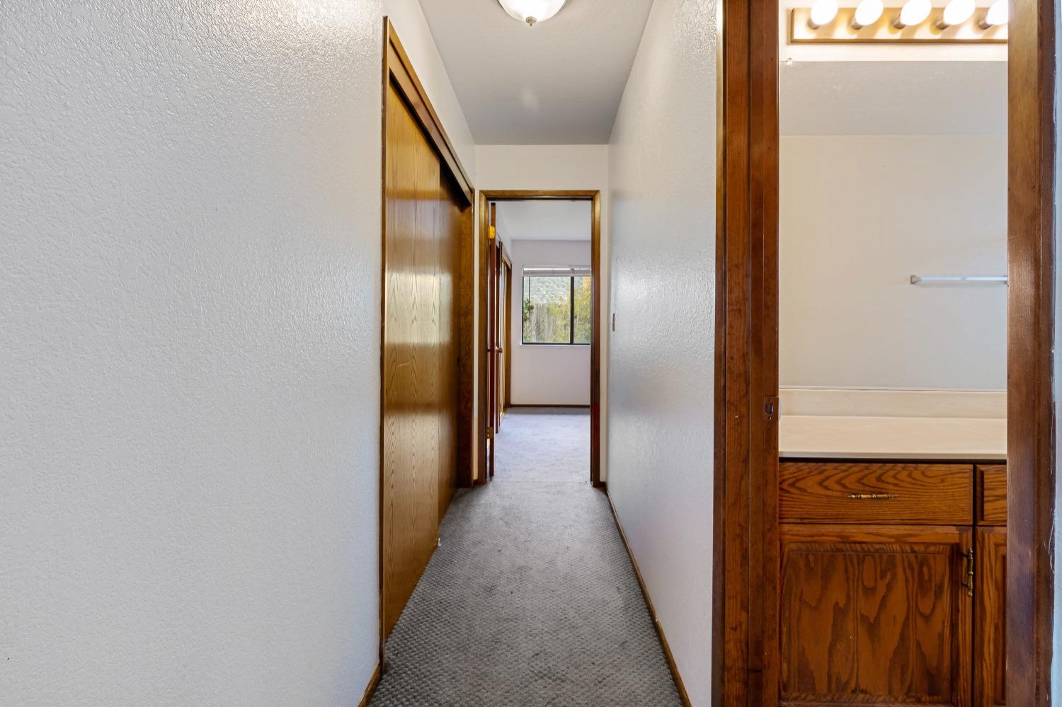 Detail Gallery Image 20 of 34 For 1947 Amberwood Ct, Stockton,  CA 95207 - 3 Beds | 2 Baths