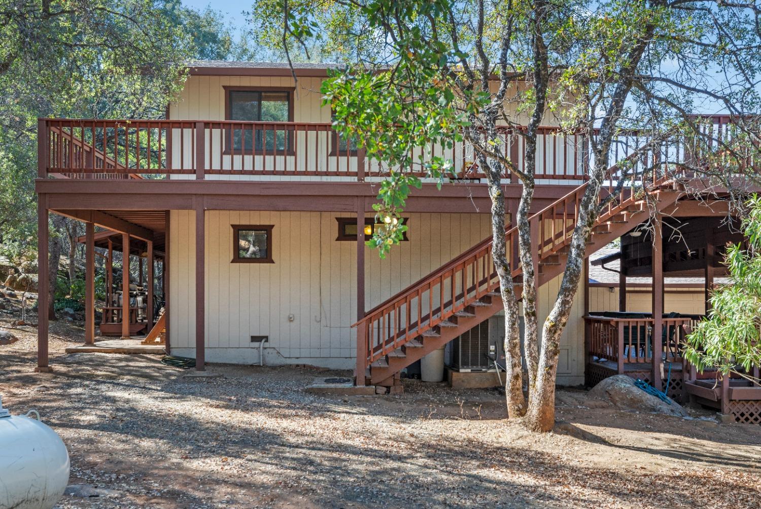 Forrest Road, Grass Valley, California image 28