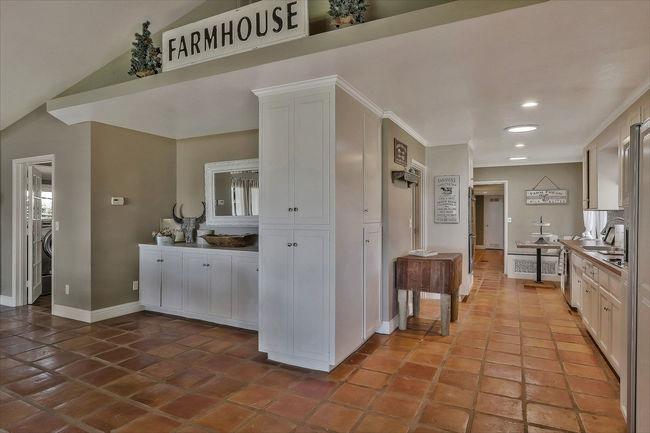 Detail Gallery Image 13 of 51 For 21619 E State Route 12, Clements,  CA 95227 - 4 Beds | 2/1 Baths