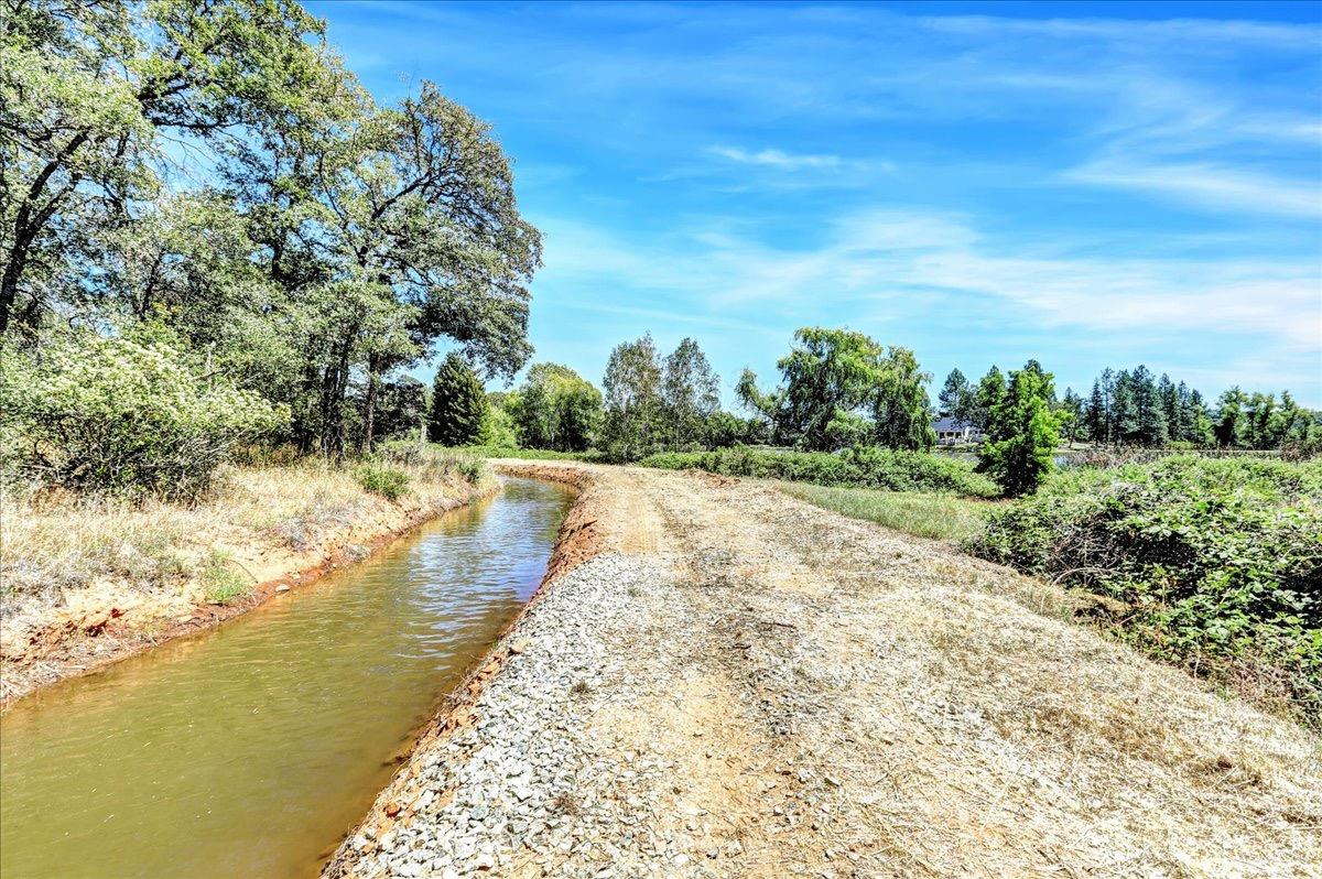 Mariposa Trail, Penn Valley, California image 17