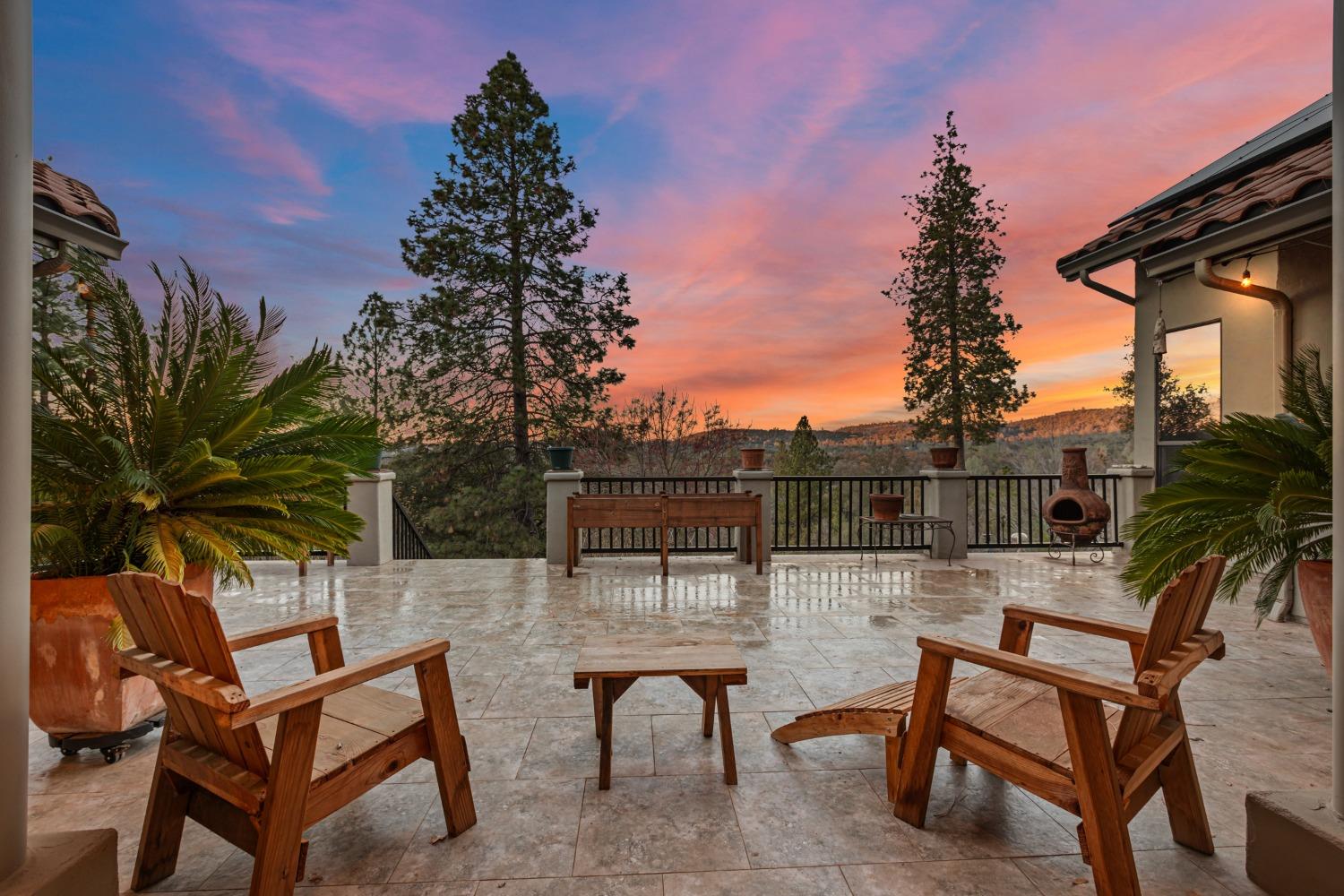 Detail Gallery Image 3 of 53 For 14485 Arrow Rd, Penn Valley,  CA 95946 - 4 Beds | 2/1 Baths