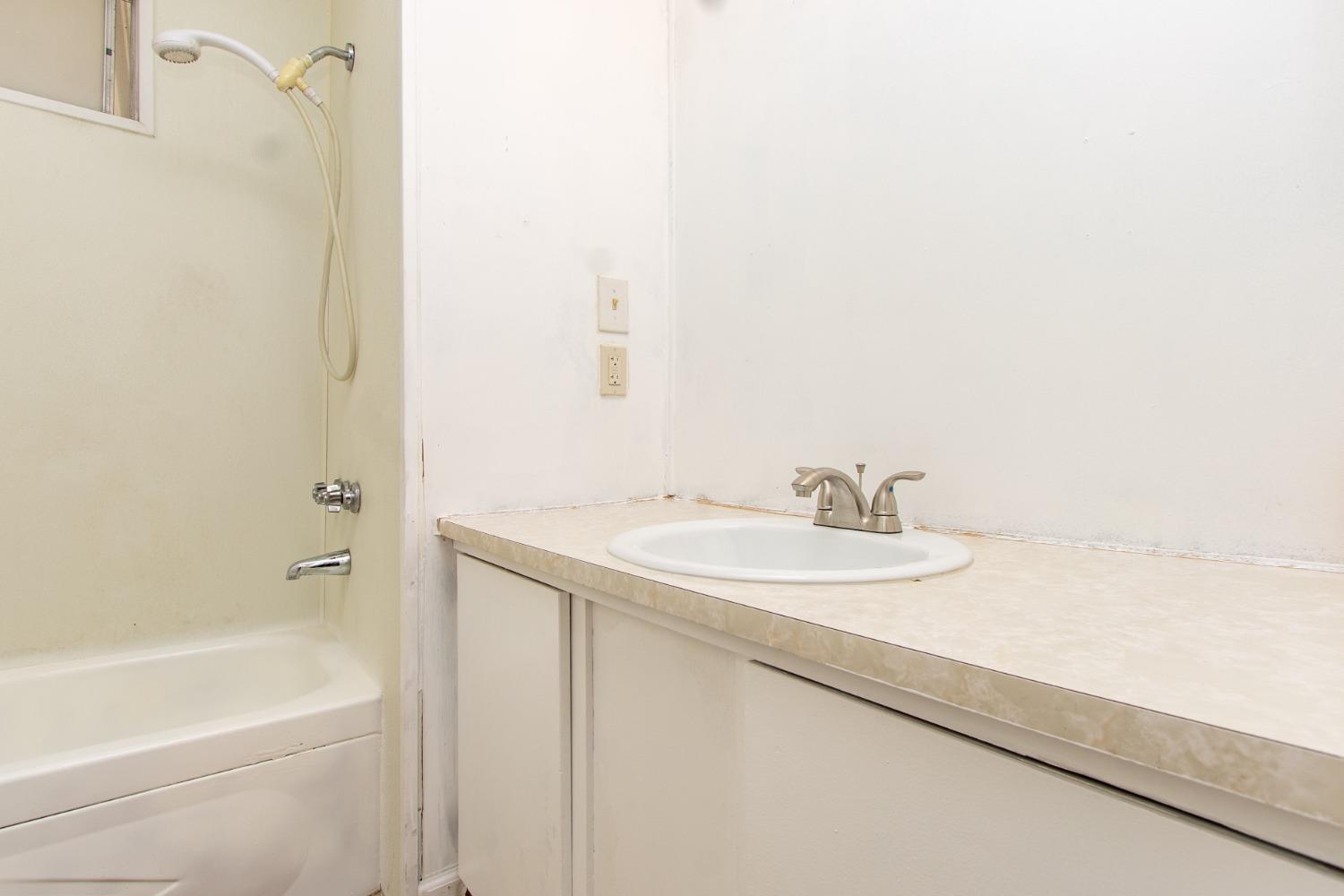 Detail Gallery Image 20 of 30 For 1400 Meredith Ave 7, Gustine,  CA 95322 - 1 Beds | 1 Baths