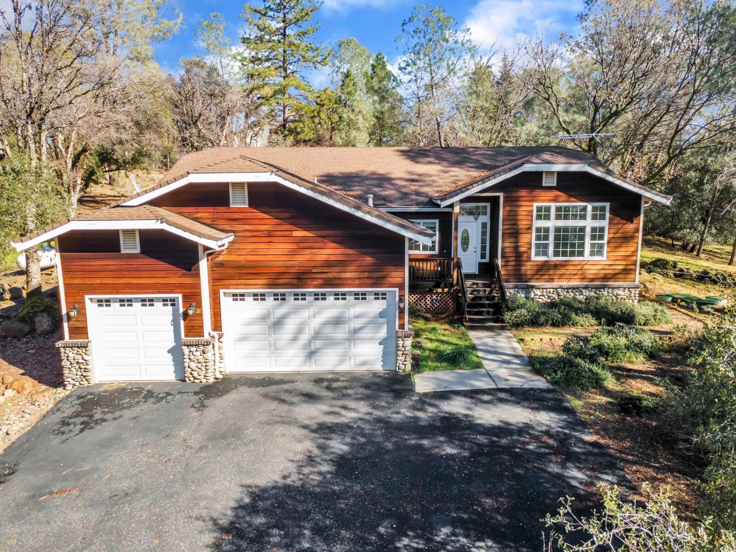 Photo of 17667 Aileen Wy in Grass Valley, CA