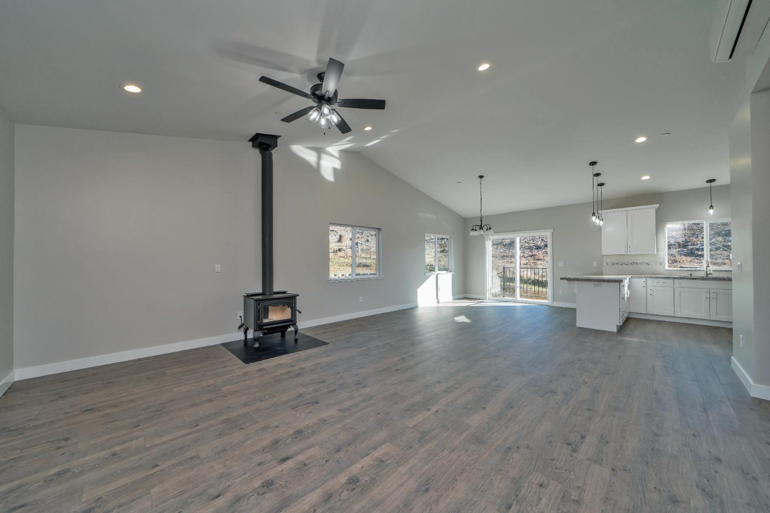 Detail Gallery Image 10 of 38 For 7418 Winding Way, Grizzly Flats,  CA 95636 - 2 Beds | 2 Baths