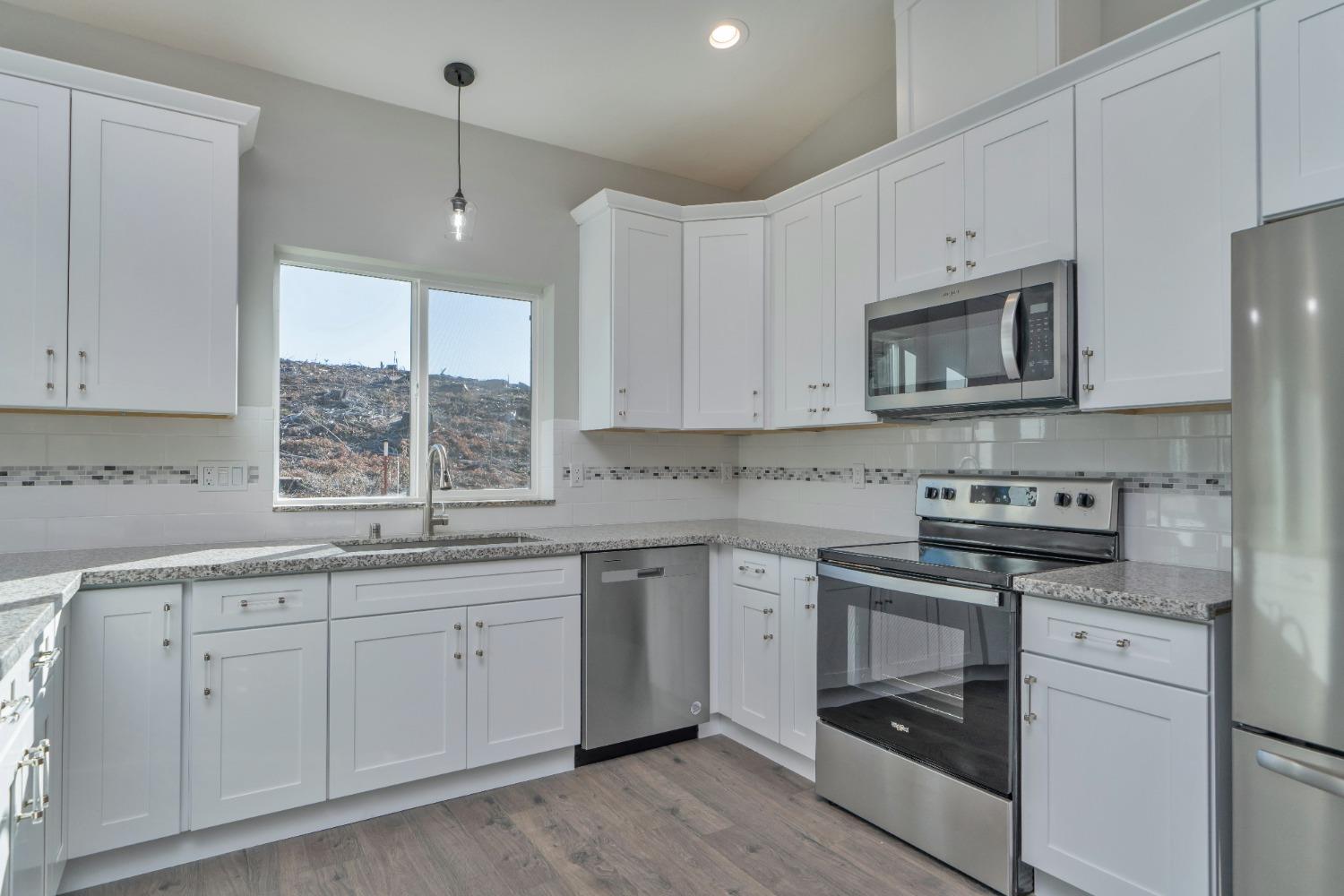 Detail Gallery Image 14 of 35 For 7418 Winding Way, Grizzly Flats,  CA 95636 - 2 Beds | 2 Baths