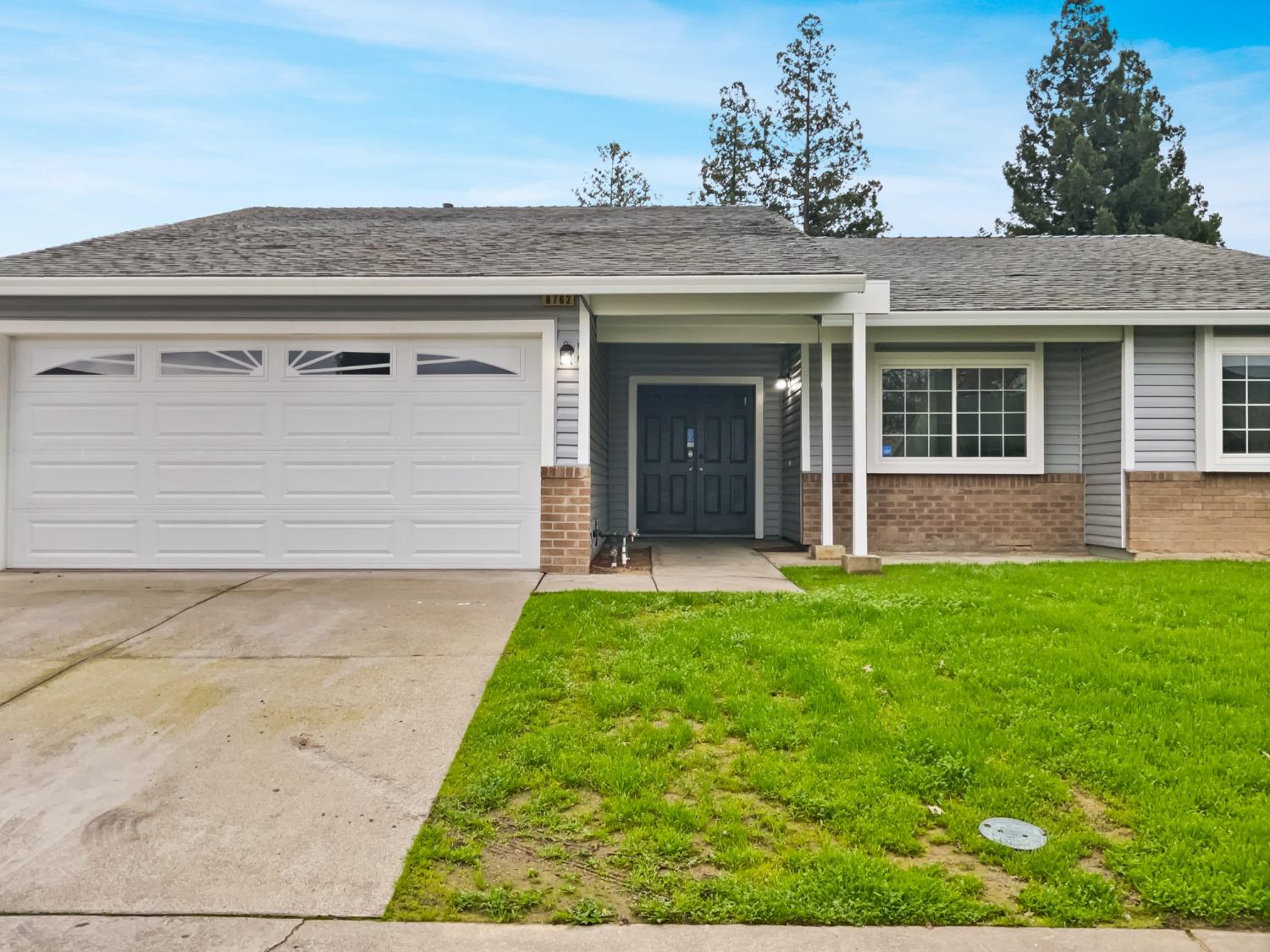 Photo of 8762 Golden Rose Wy in Sacramento, CA