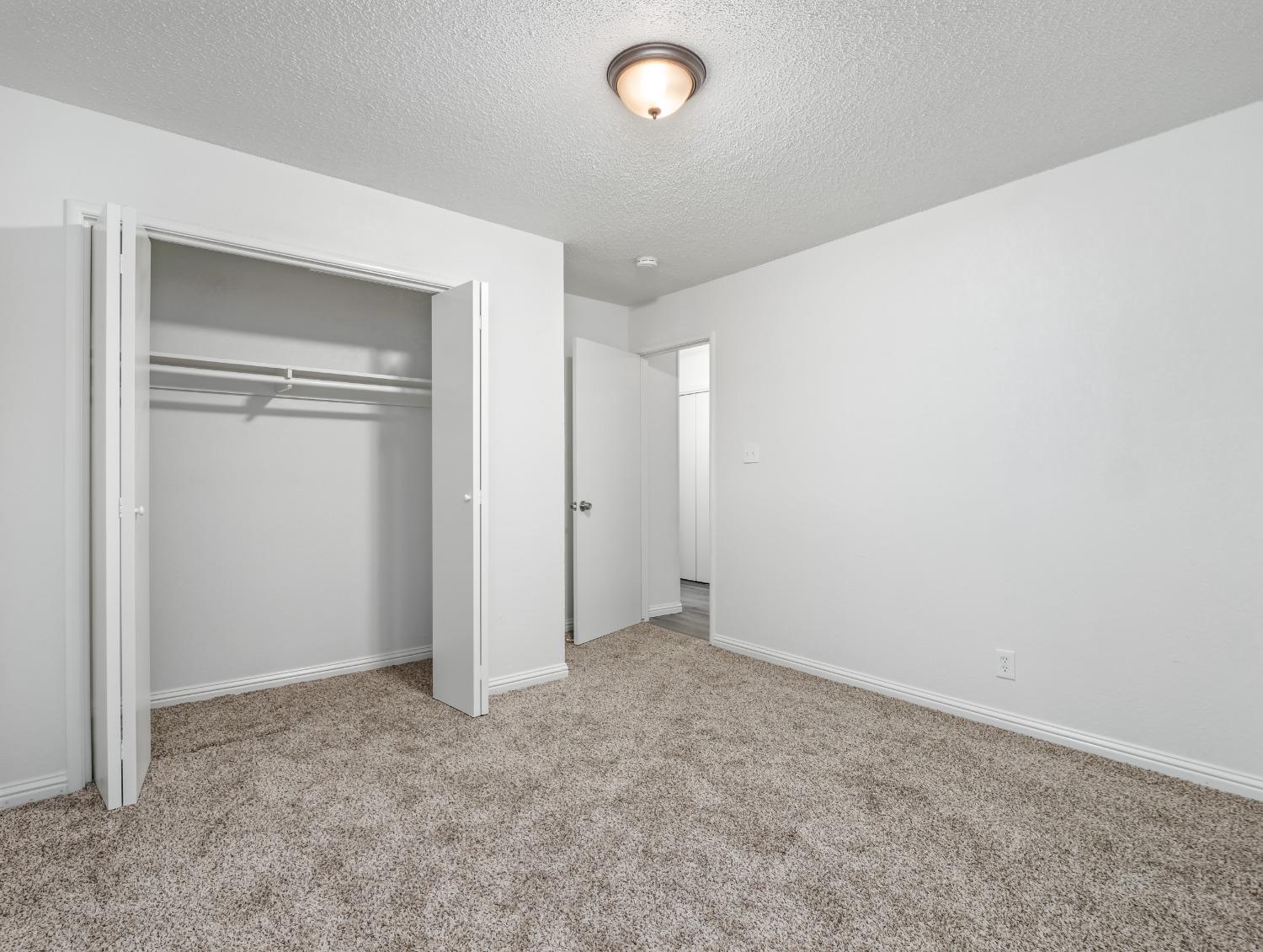 Detail Gallery Image 19 of 25 For 4818 E San Gabriel Ave, Fresno,  CA 93726 - 3 Beds | 2 Baths