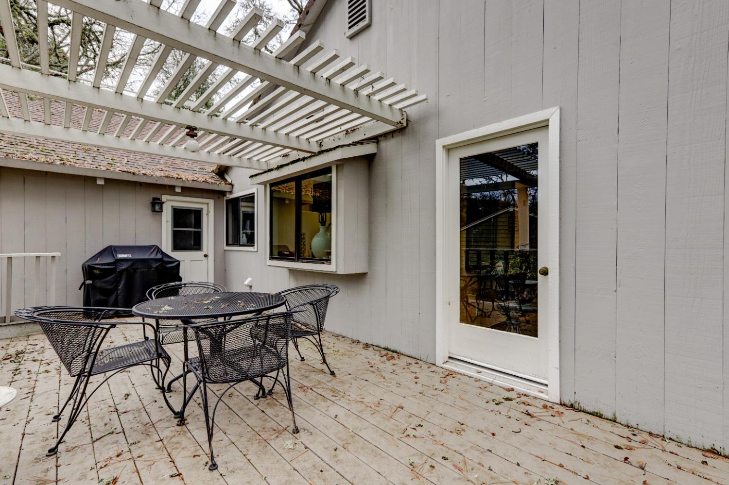 Detail Gallery Image 88 of 93 For 19007 Chickadee Ct, Penn Valley,  CA 95946 - 2 Beds | 2 Baths