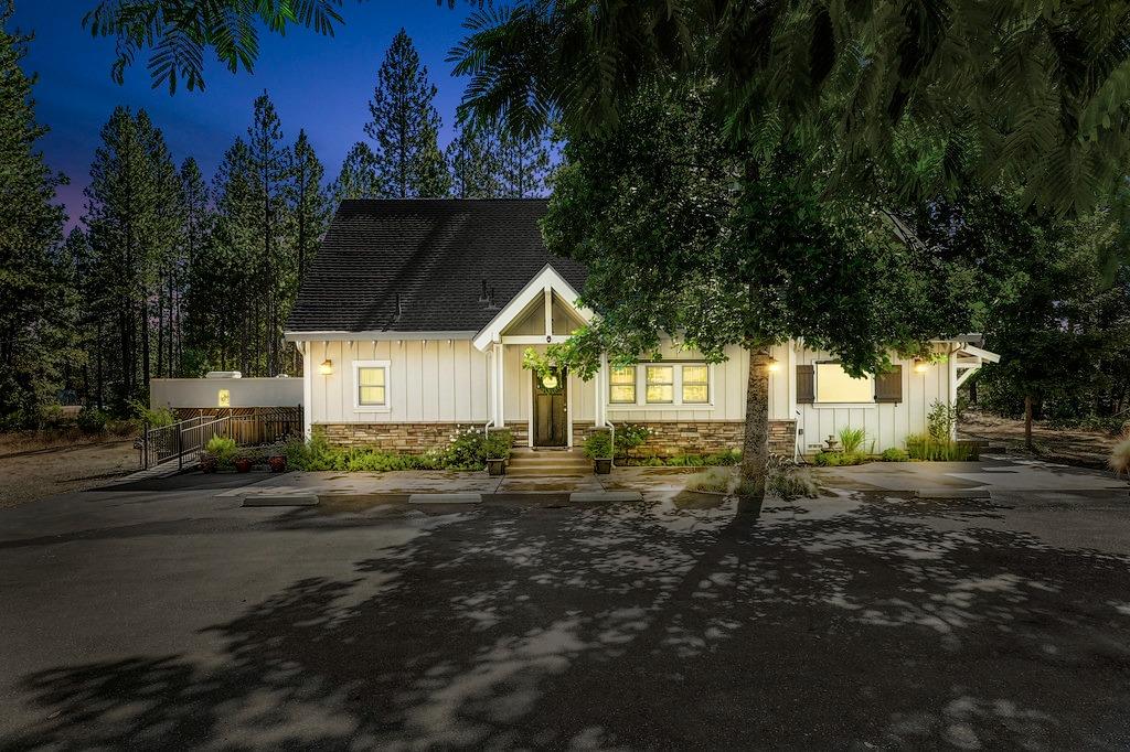 Photo of 12677 Allison Ranch Rd in Grass Valley, CA