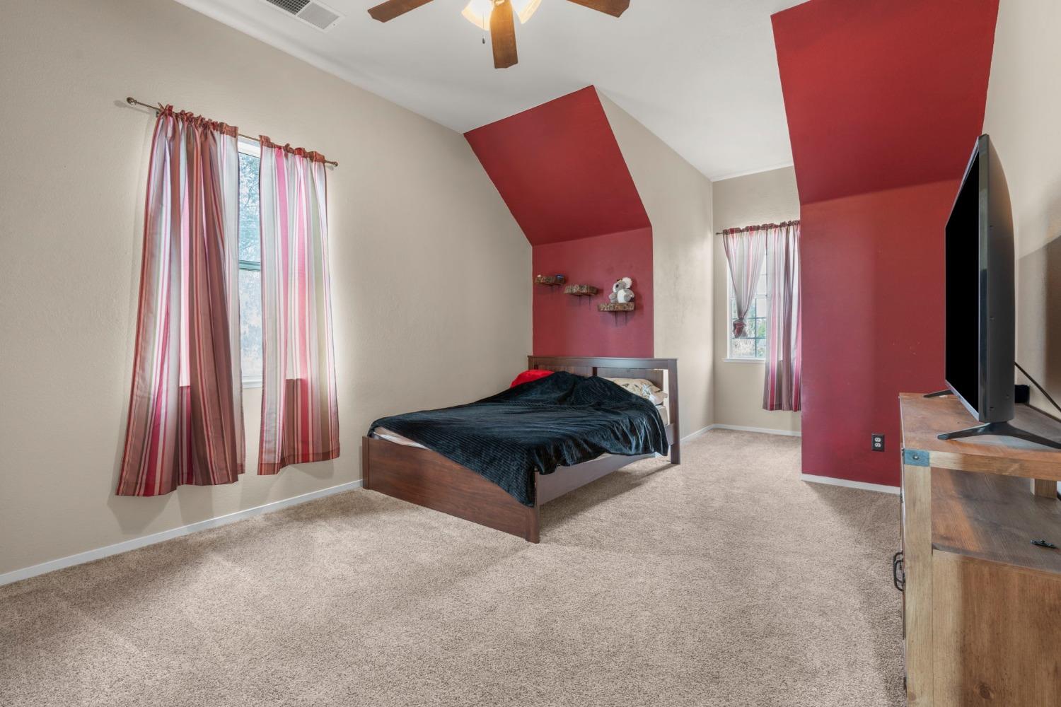 Detail Gallery Image 19 of 46 For 29058 Avenue 22, Madera,  CA 93638 - 3 Beds | 2/1 Baths