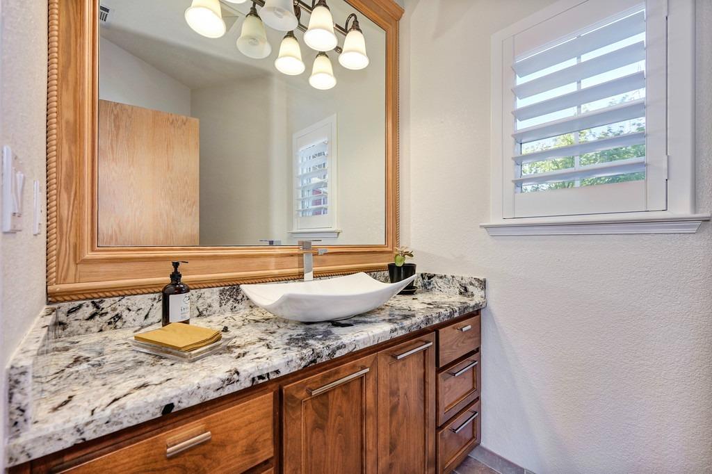 Detail Gallery Image 40 of 81 For 4210 Chemise Ln, Rescue,  CA 95672 - 4 Beds | 3/1 Baths