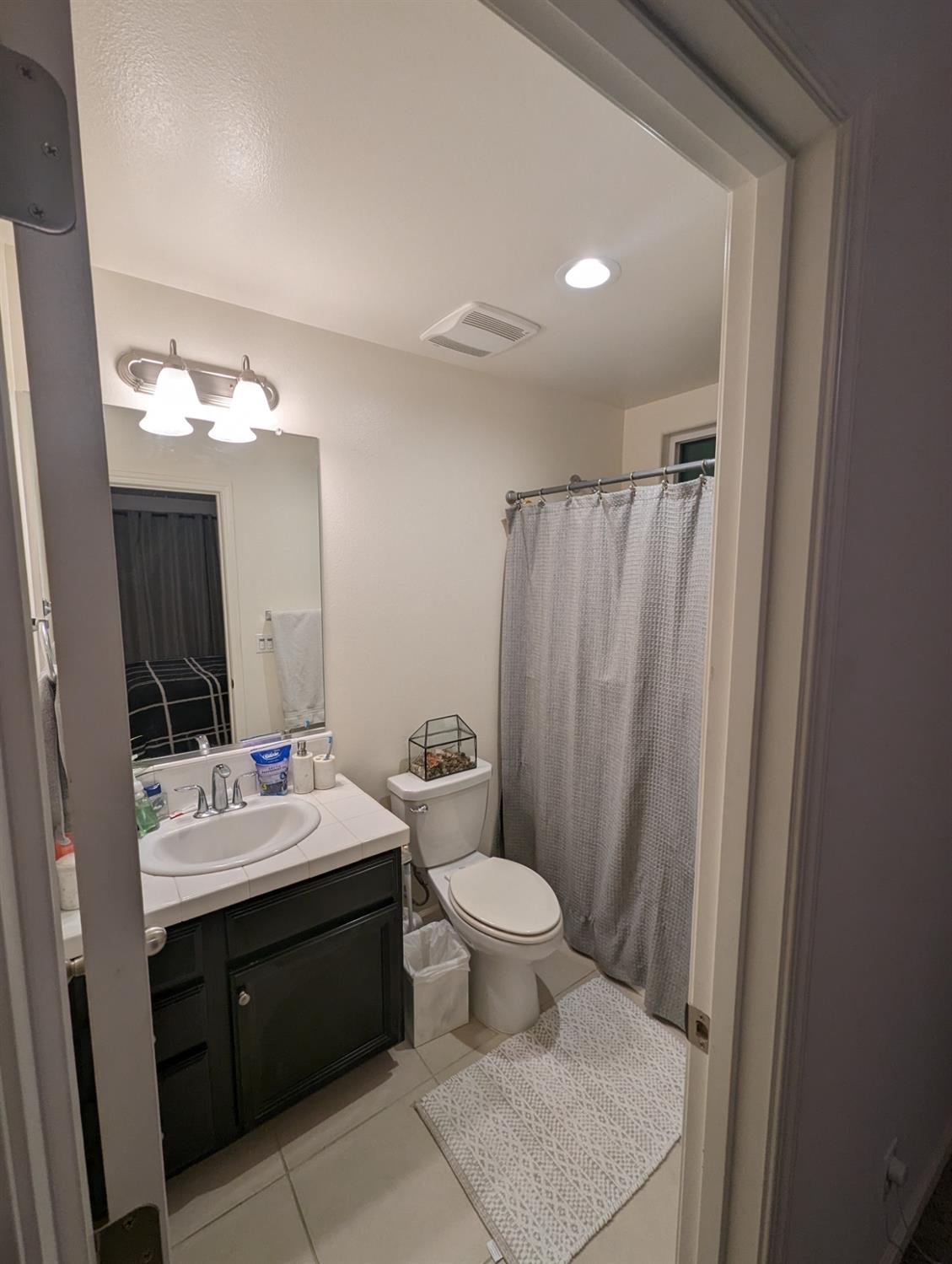 Detail Gallery Image 19 of 20 For 883 Fir St, Madera,  CA 93636 - 3 Beds | 2/1 Baths